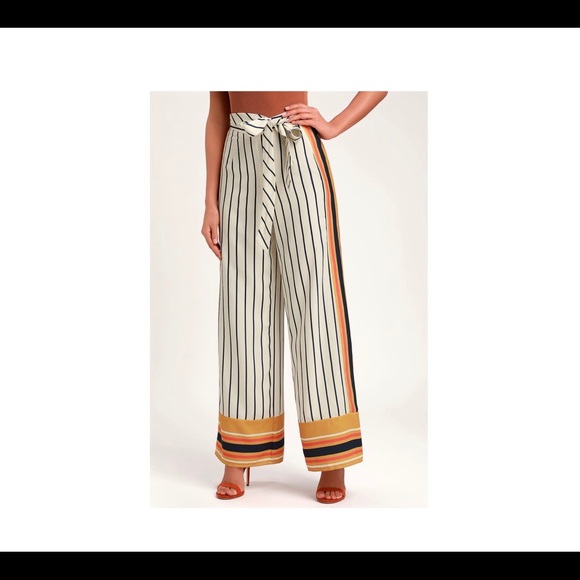 Beautiful and silky wide leg pants - Picture 3 of 5